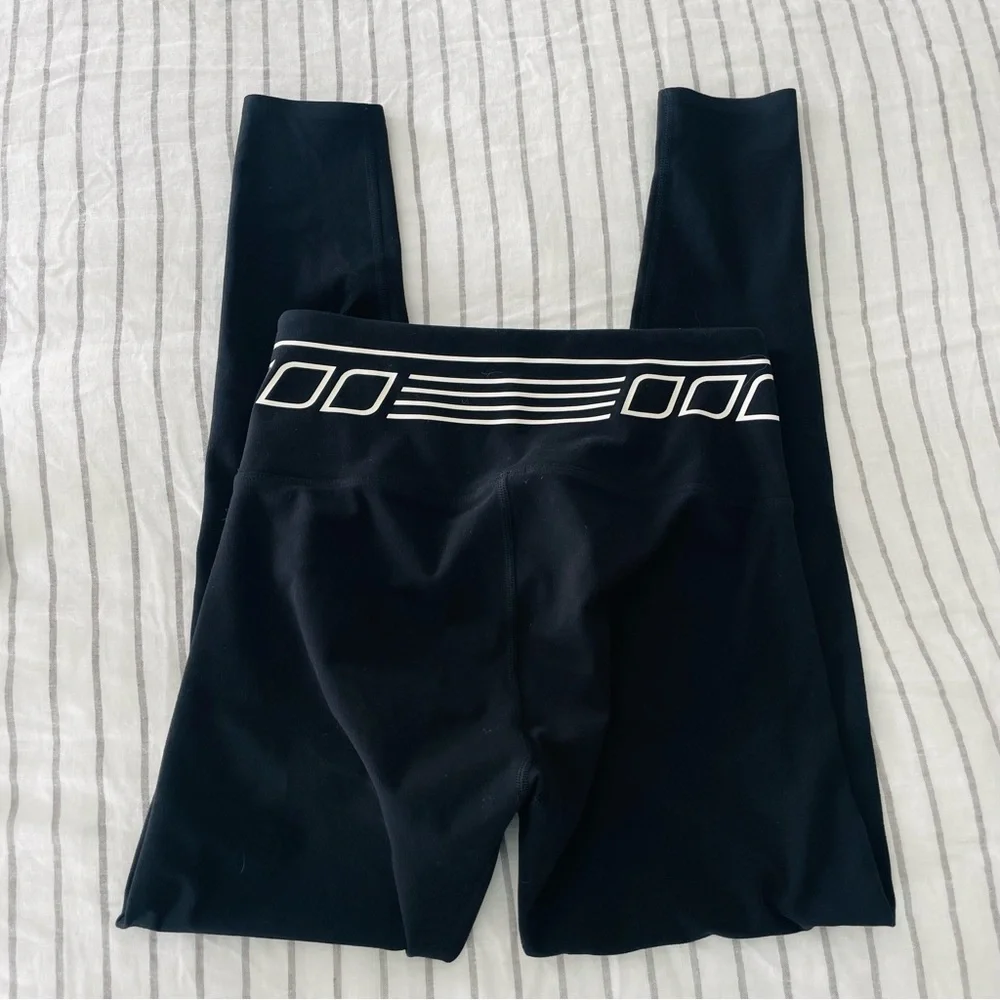 Lorna Jane Stripe Core‎ Leggings S
